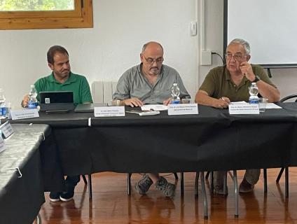 Lluís Sastre (ACA), l'alcalde de Mont-ral, Luís Miguel Marín i el president del Consell Comarcal de l'Alt Camp, Mateu Montserrat.