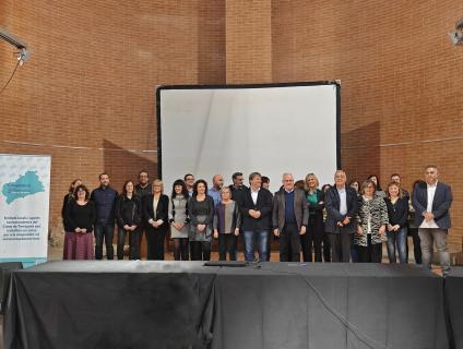 Foto de família Xarxa Cessetània Jornada Anual 9 de novembre 2023 Castell de Falset